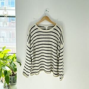 H&M Black & White Loose Knit Sweater Size Large